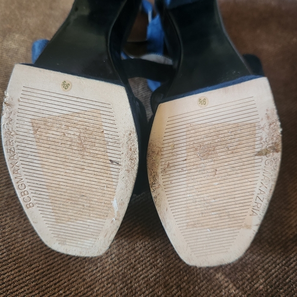 BCBGMAXAZRIA Blue Suede Platform Heel - Picture 9 of 9